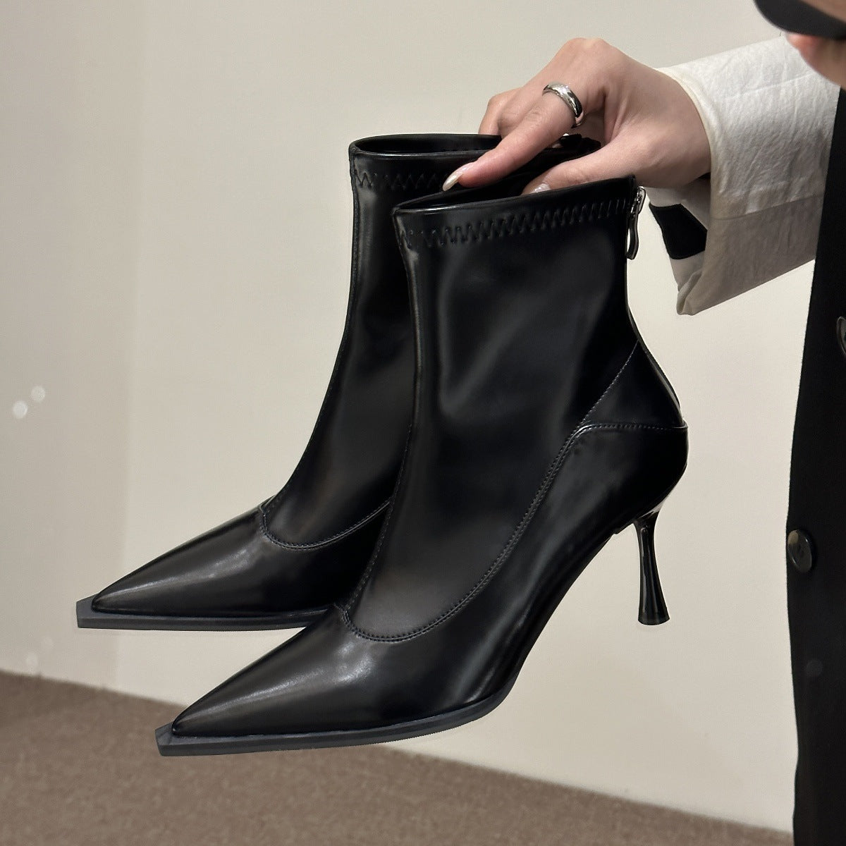 Stiletto-heeled Pointed-toe Chic Soft-leather Ankle Boots With A Back Zipper Korean-style And Versatile