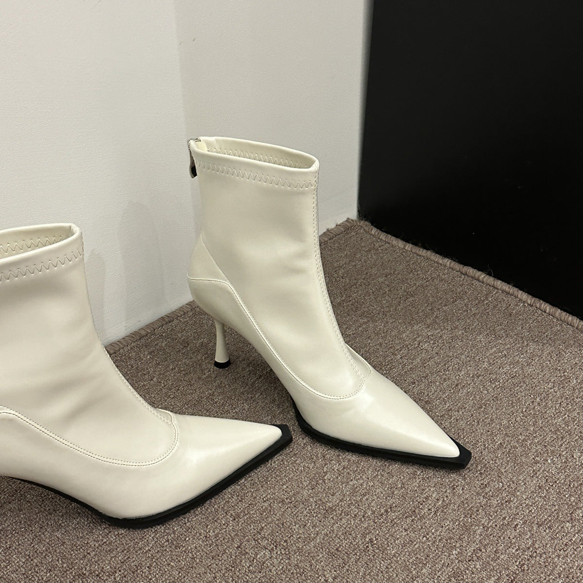 Stiletto-heeled Pointed-toe Chic Soft-leather Ankle Boots With A Back Zipper Korean-style And Versatile